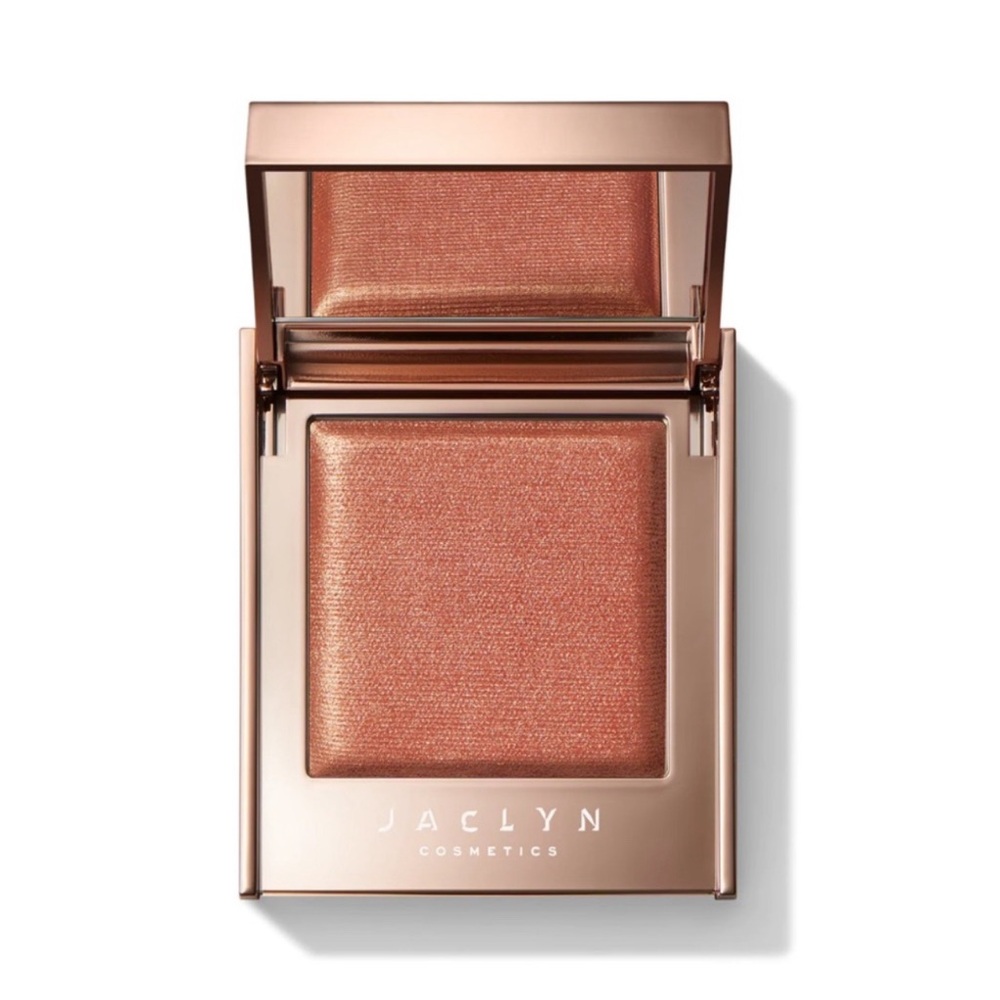 JACLYN HIGHLIGHTER (NEW IN THE BOX)                             SHADE: TURNED ON